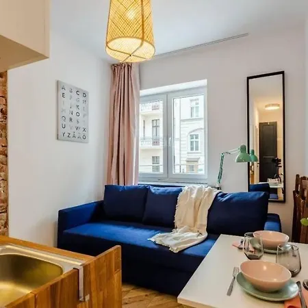 Mikro Apartament Center Of 아파트 포즈난